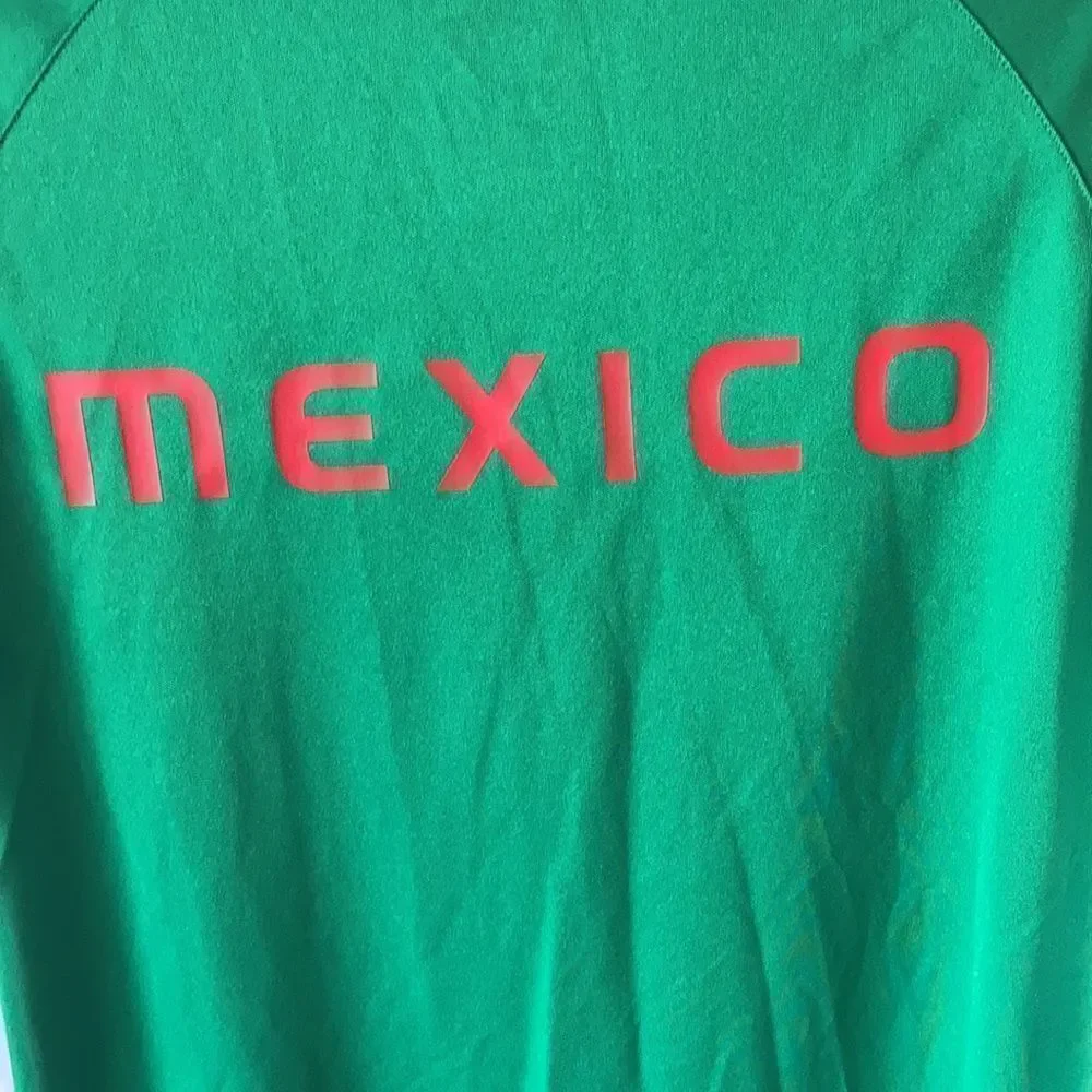 Men’s Adidas Mexico Pullover Jersey Size M